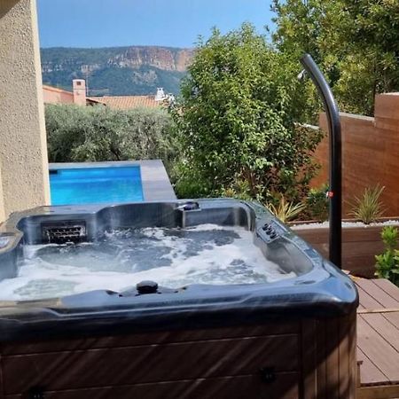 Reves De Vie, Appartement Vue Mer, Grande Piscine Privee , Spa Privatif カシ エクステリア 写真